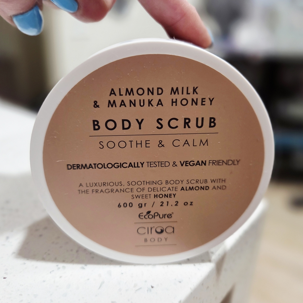CIROA Almond Milk & Manuka Honey Body Scrub — Soothe & Calm